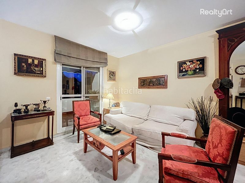 Foto bcb5523c-54f9-4468-9933-ce43499efb24. Pis amb aparcament piscina a Gelves