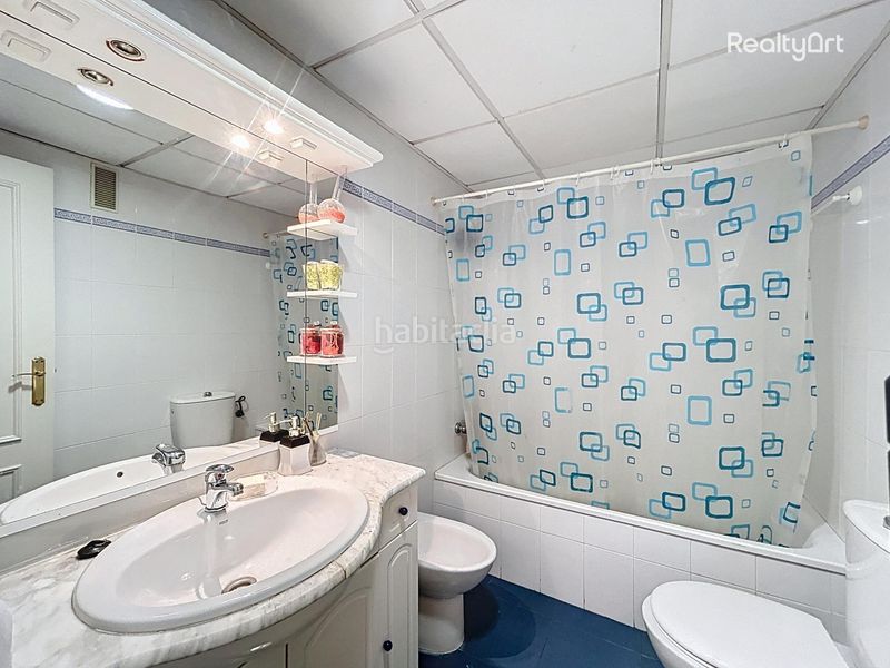 Foto ca1c9241-3213-4fee-a776-af7428ce0a92. Pis amb aparcament piscina a Gelves