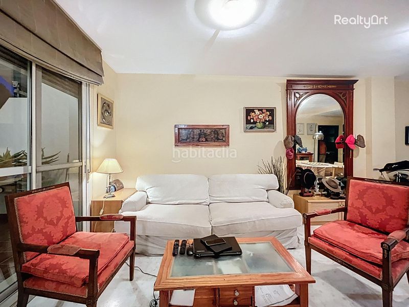 Foto d9108247-a1d2-46a7-b4aa-e4a37204d53b. Pis amb aparcament piscina a Gelves