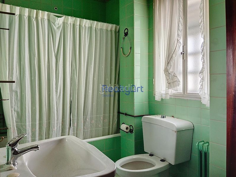 Foto be0090ad-47e1-4110-8cb7-823408da2b9a. Pis amb aparcament a San Bartolomé Sevilla