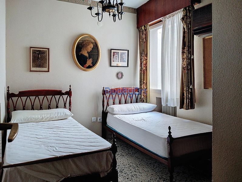 Foto f7396e49-028f-4a72-b76f-499e767c44e8. Pis amb aparcament a San Bartolomé Sevilla