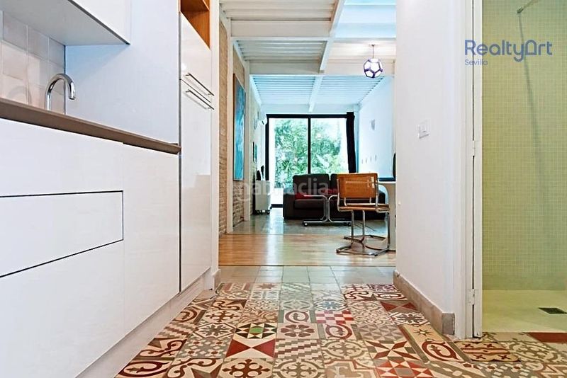 Foto 301ec140-d33c-4e7a-88b3-cdc77737b456. Casa amb piscina a Feria Sevilla