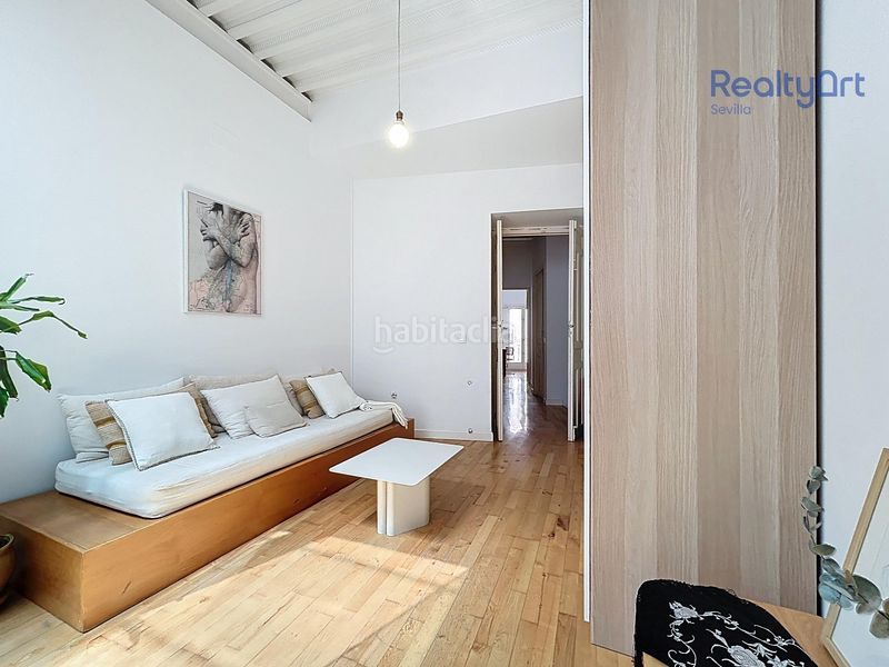 Foto 33135686-e811-442c-84a6-153441d7eb01. Casa amb piscina a Feria Sevilla