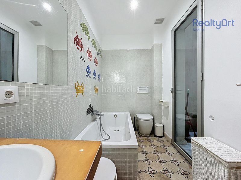 Foto 430053b7-d5a7-4403-b447-6a1745046e04. Casa amb calefacció piscina a Feria Sevilla