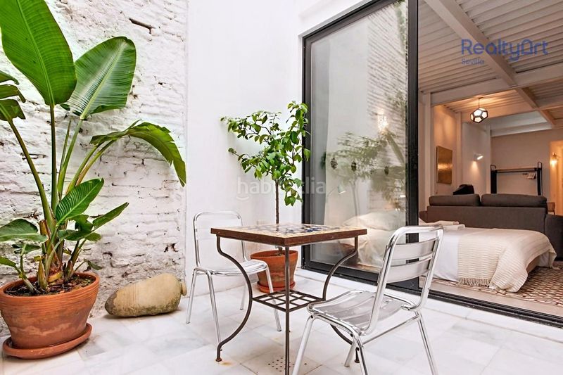 Foto 538d15e0-dd7e-4d72-947f-d280a8137e4f. Casa amb piscina a Feria Sevilla