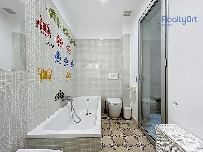Foto 9efb5131-850c-4316-a21e-ce81b3d6b2a1. Casa amb calefacció piscina a Feria Sevilla