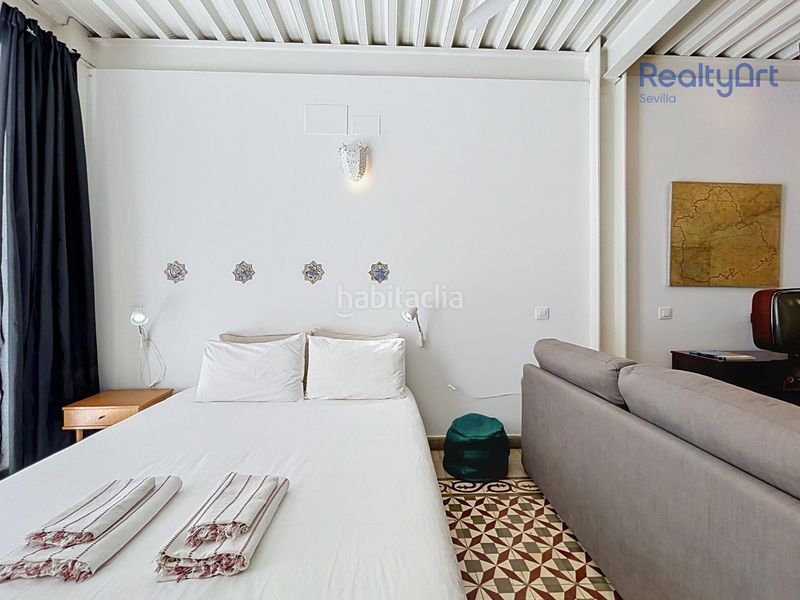 Foto a4956947-7767-40d3-a2f6-171c7f0b4b88. Casa amb calefacció piscina a Feria Sevilla