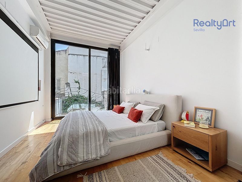 Foto a8509171-4502-419d-9ad0-3754c29a10e2. Casa amb calefacció piscina a Feria Sevilla