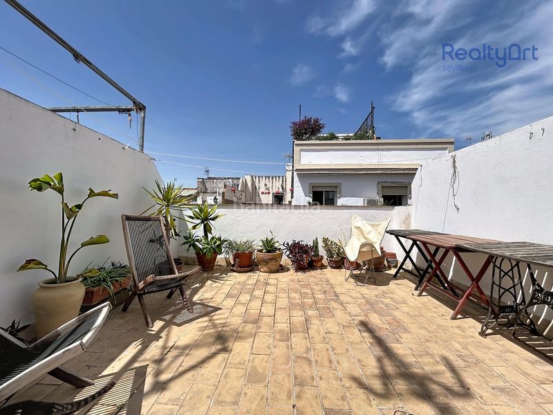 Foto cf58fae8-3523-40d0-8f9b-5eceb80b6044. Casa amb piscina a Feria Sevilla