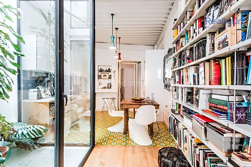 Foto d11aa3d6-cd2e-46a5-b5f7-08329cfc6f98. Casa amb piscina a Feria Sevilla