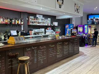 Traspàs Local Comercial a El Pinillo. Bar restaurante en traspaso torremolinos