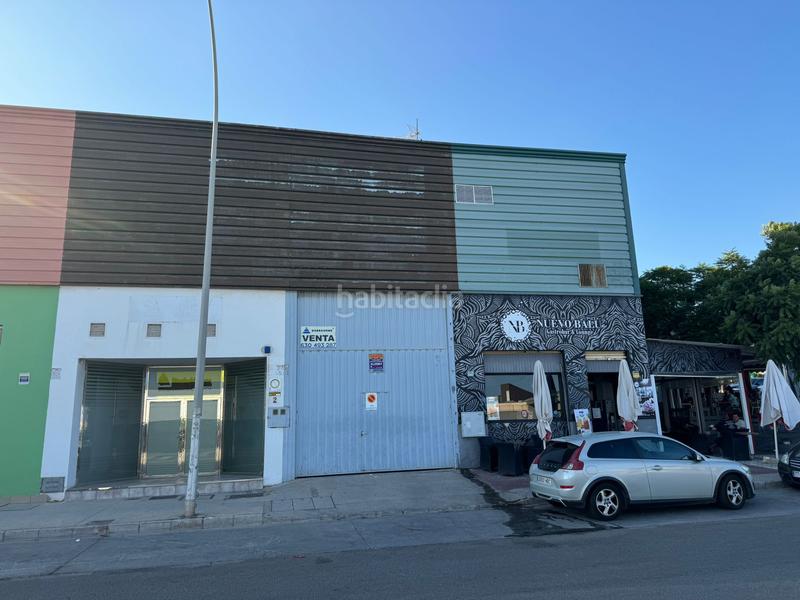 Foto 9badca29-4e3a-4dad-b5a5-7bbe0cf9ad5f. Locale commerciale con riscaldamento in El Pinillo Torremolinos