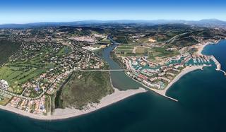 Propriété à San Enrique-Guadiaro-Pueblo Nuevo. Terreno en sotogrande