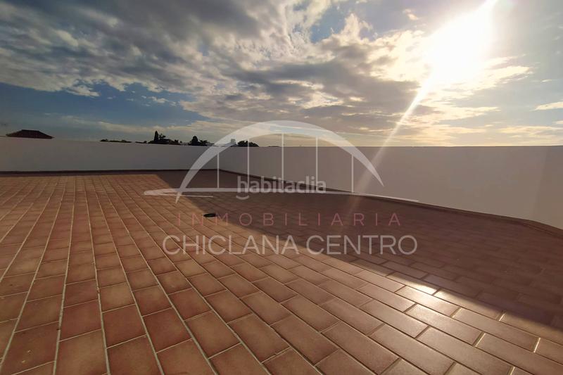 Foto a2188a8f-cca1-4cba-9ecc-0a2c9c79ca58. Casa con parcheggio in La Banda - Campo de Fútbol Chiclana de la Frontera