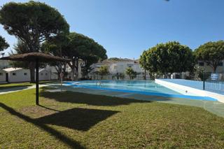 Appartement à La Barrosa. Apartamento en la 2º pista de la barrosa