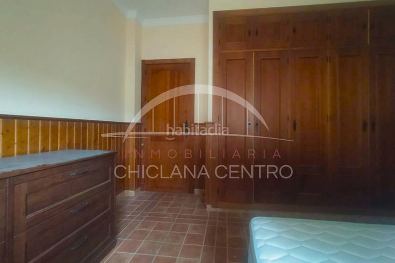 Foto cbe7b34f-60e0-469c-8cf4-959745c761ef. Chalet avec parking piscine dans Pelagatos - Pago del Humo Chiclana de la Frontera