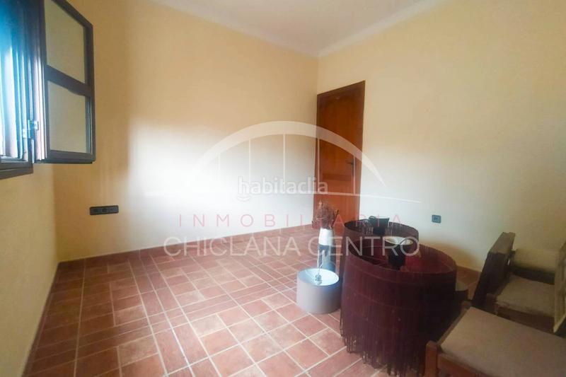 Foto ece6f5f2-255f-41bb-8f47-96711b79678e. Chalet avec parking piscine dans Pelagatos - Pago del Humo Chiclana de la Frontera