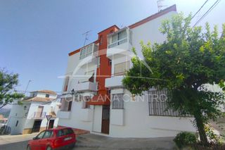 Flat in Prado del Rey. Piso en planta baja en prado del rey
