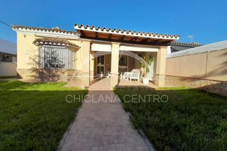 Chalet en La Banda - Campo de Fútbol. Chalet en huerta del rosario