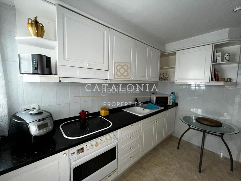 Foto ad19d14d-9f64-412a-ac9a-f22975daed4f. Àtic amb xemeneia calefacció a Pla d'en Boet Mataró