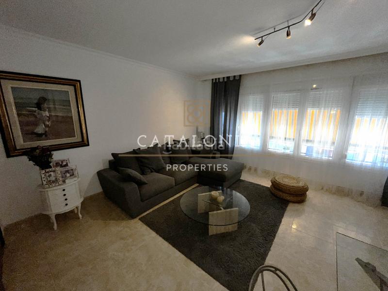Foto b79021f0-ef4b-4177-b2c7-ecc1cd69c1ba. Àtic amb xemeneia calefacció a Pla d'en Boet Mataró