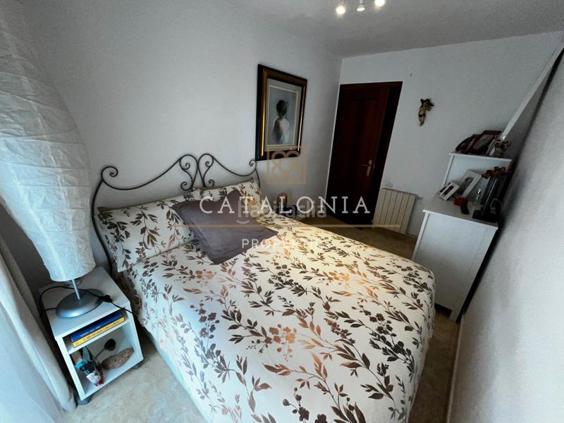 Foto d080c97f-730d-41b6-93b6-613129ef651b. Àtic amb xemeneia calefacció a Pla d'en Boet Mataró