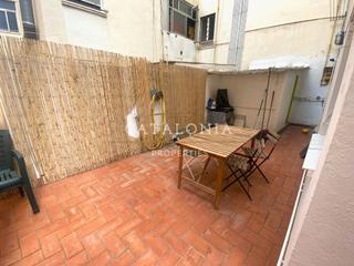 Pis  Passeig de les acàcies. Fantástico piso con patio en fontetes
