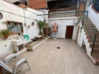 Haus  Carrer del vallespir. ¡oportunidad única en ca n´oriac, sabadell! casa con entrada ind