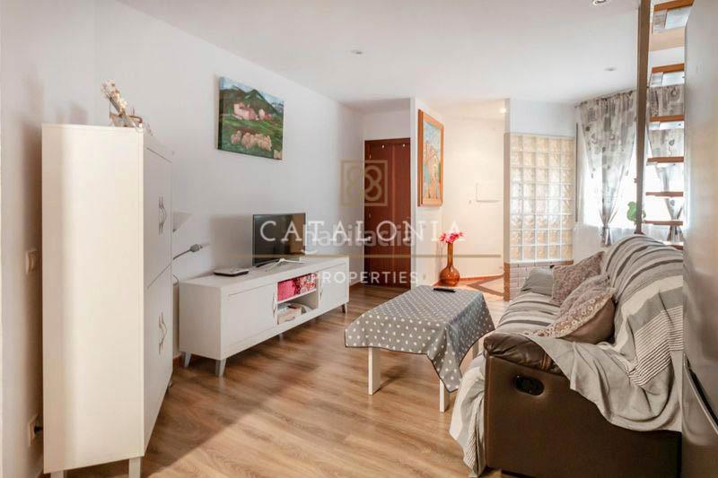 Foto 18b1b7af-2f4c-41de-9f8f-746e7b698584. Duplex avec chauffage dans Cerdanyola Nord Mataró