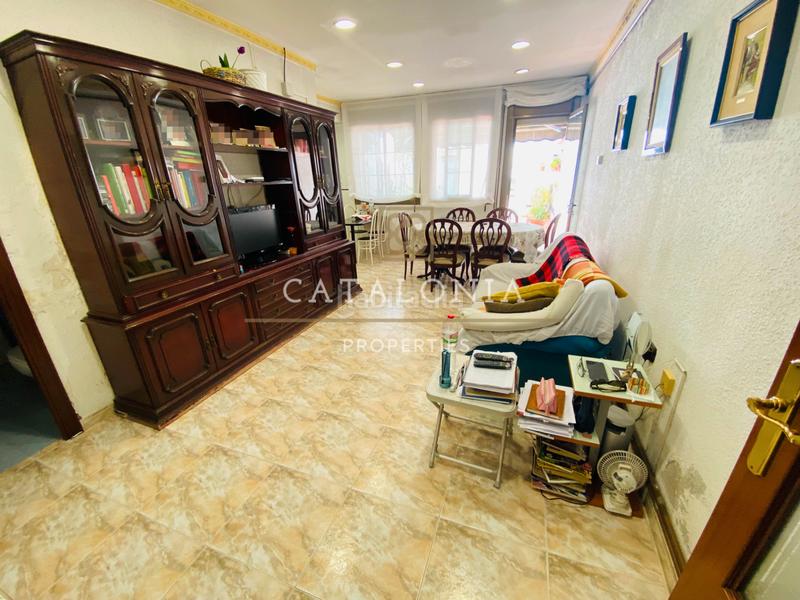 Foto fe76c8ca-77a1-4662-9d41-0f1d191cb973. Appartement avec chauffage dans Eixample Sabadell