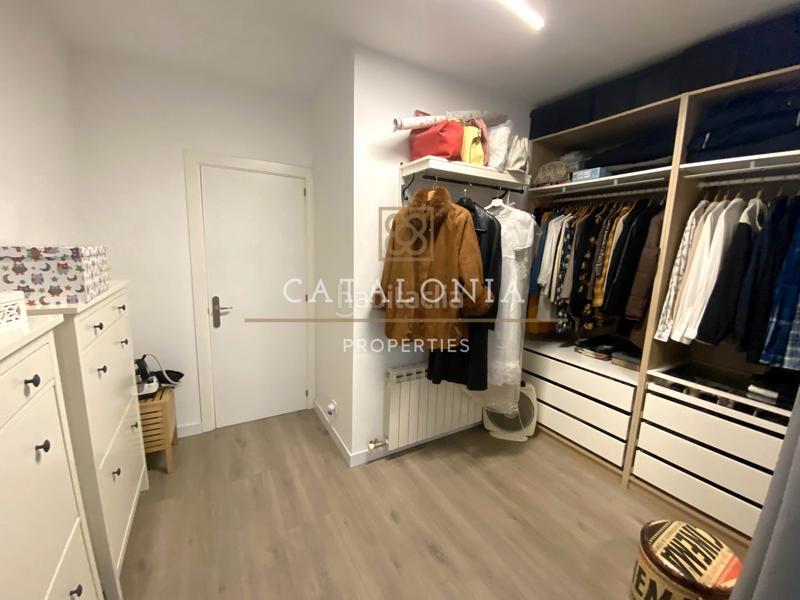 Foto 3190f400-95fa-4562-bec1-e7be790755fe. Maison jumelée avec chauffage parking dans Barri Antic Barberà del Vallès