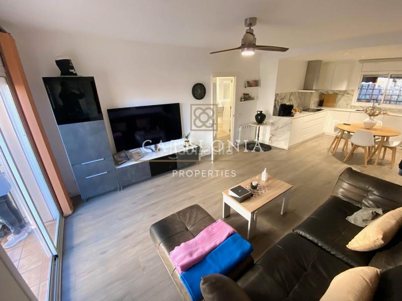 Foto 3d761ca9-ce9d-4566-b352-75cdb287b579. Maison jumelée avec chauffage parking dans Barri Antic Barberà del Vallès