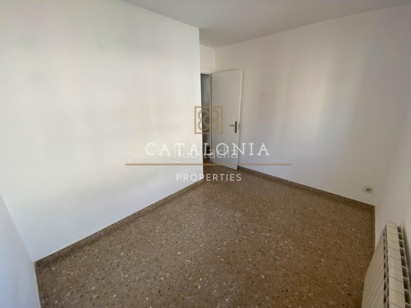 Foto f1c2dd25-af7a-4aa9-97cb-bf91a4da5e19. Maison jumelée avec chauffage parking dans Barri Antic Barberà del Vallès