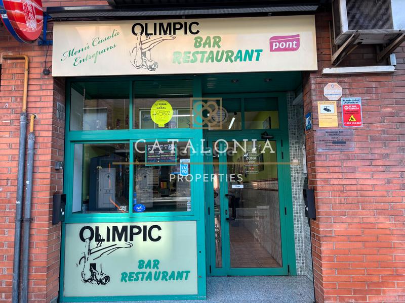 Foto 8771096c-bd69-400e-8443-a296e79dcf2e. Traspaso local comercial bar restaurante en traspaso en el centro en Sabadell