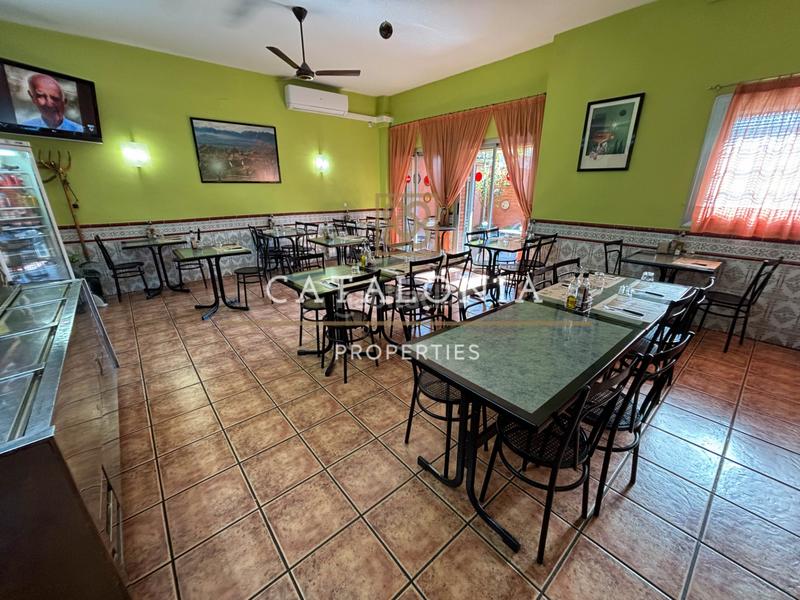 Foto 8a91a56f-1b85-4a94-b1a7-8859fada9112. Traspaso local comercial bar restaurante en traspaso en el centro en Sabadell