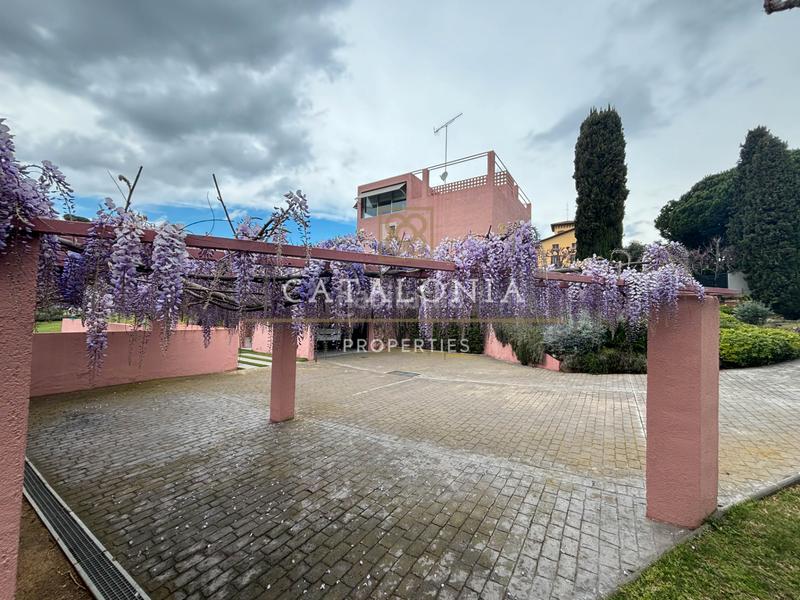 Foto 39740010-1fe9-440a-82f0-6b87b90dcbfb. Alquiler chalet espectacular casa con fran parcela en alquiler temporal en Sant Vicenç de Montalt