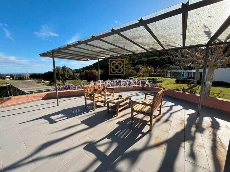 Foto 6cafe719-855e-4ba6-8619-0fe82beb558b. Alquiler chalet espectacular casa con fran parcela en alquiler temporal en Sant Vicenç de Montalt