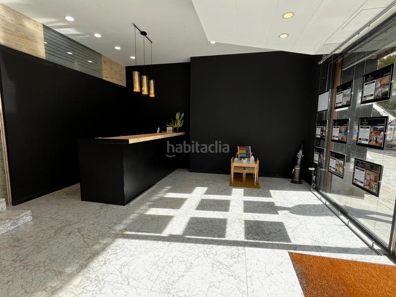 Foto 6407b014-5dd9-49c8-9359-80607e697ebe. Business premise with heating in Raval Barcelona