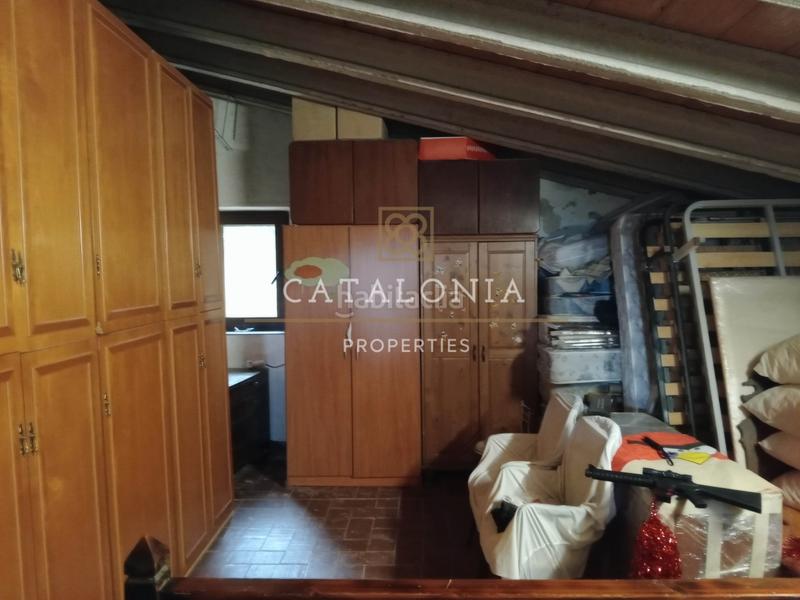 Foto 40ee1ce2-0ad8-4620-a59d-46853ea5ab6d. Masía impresionante masia con terreno en Vilassar de Dalt
