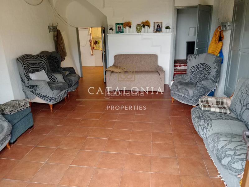 Foto 4743f4ab-e91f-49e5-9ce0-26afdafbab5c. Masía impresionante masia con terreno en Vilassar de Dalt