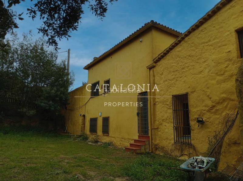 Foto 5ef0085e-233f-49cf-a964-c194223341ed. Masía impresionante masia con terreno en Vilassar de Dalt