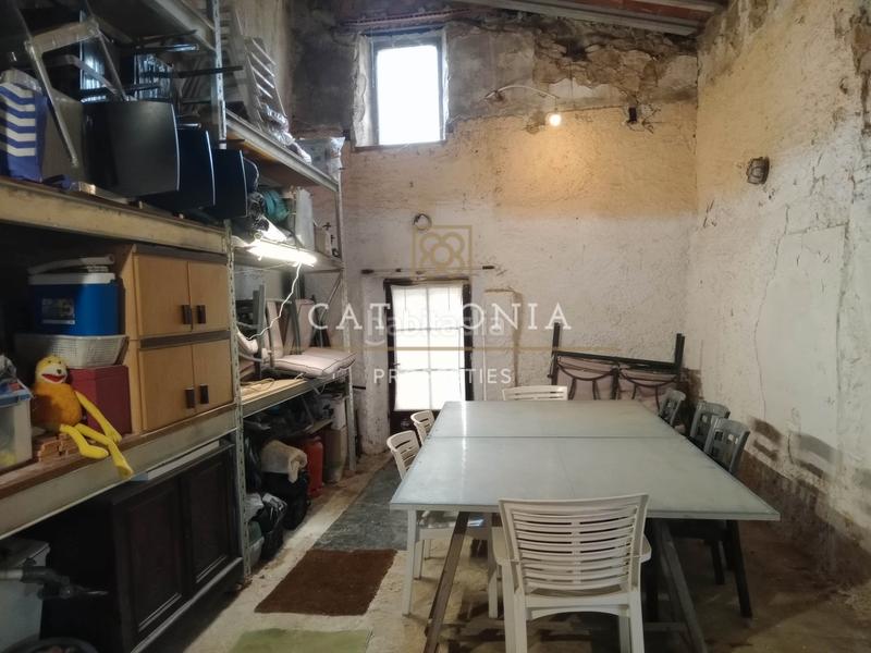 Foto 67baa469-c10b-4988-a18e-227e9c5a0e44. Masía impresionante masia con terreno en Vilassar de Dalt