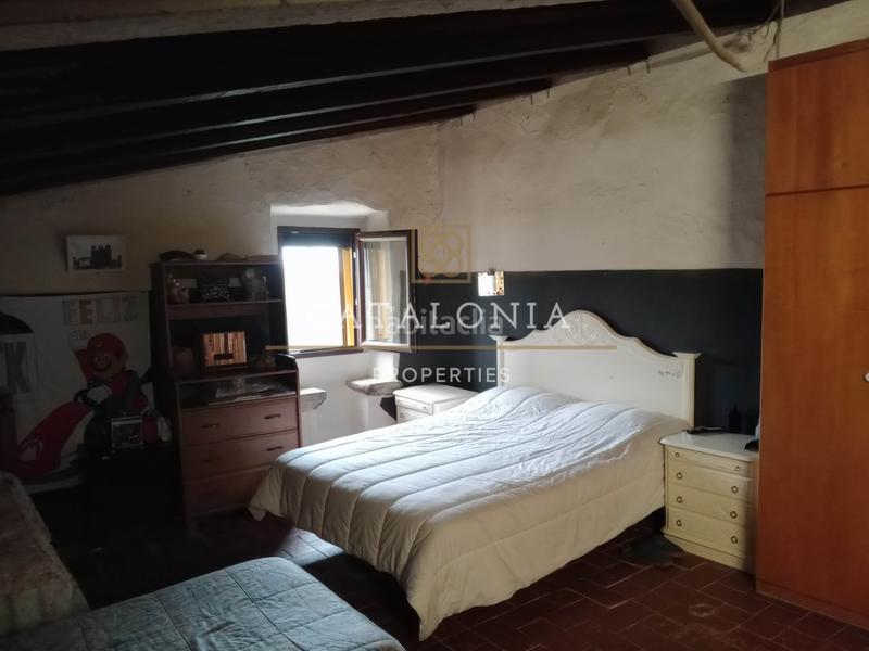 Foto a3ba68ea-80ae-426d-ae12-188a03cc8fbc. Masía impresionante masia con terreno en Vilassar de Dalt