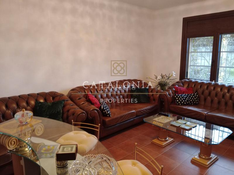 Foto b98e6a40-2a75-4b23-ab2b-6a3672634ce7. Masía impresionante masia con terreno en Vilassar de Dalt