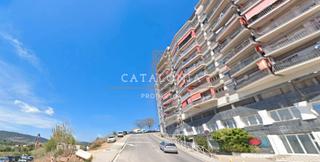 Pis a Cerdanyola Nord. Piso en venta en mataro, para inversores, ocupado por persona si