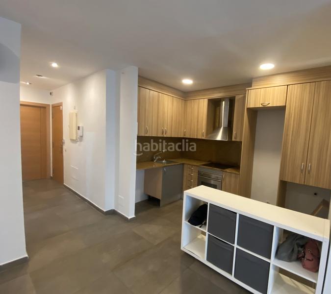 Foto fbc528e8-ce0a-491c-9cdf-a2cc80783d4b. Planta baixa amb calefacció a Centre Mataró