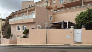Casa adossada a Envia de la (env) 69. Dúplex independiente, reformado en la envía golf
