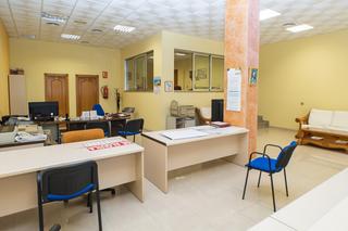 Oficina  Calle de almera. Local comercial en el parador