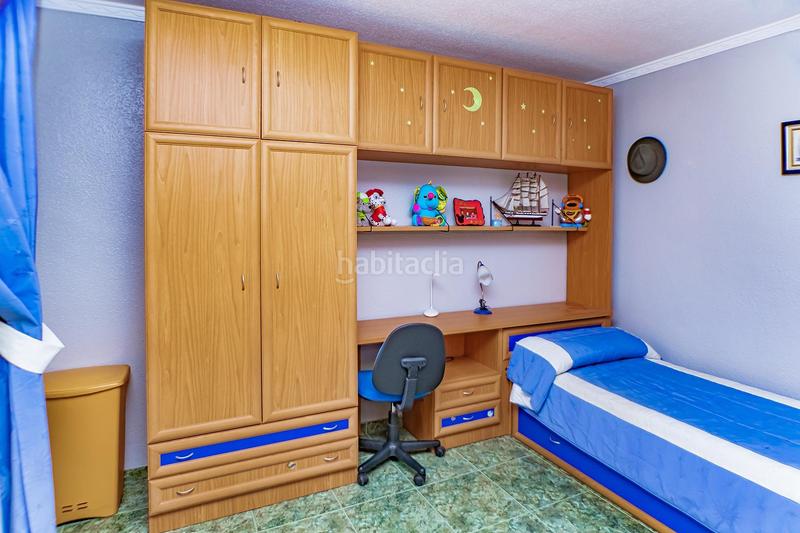 Foto b7c841cf-2257-4272-bacc-bc81395acec9. Dúplex  de 4 dormitorios reformado en Las Cabañuelas Vícar