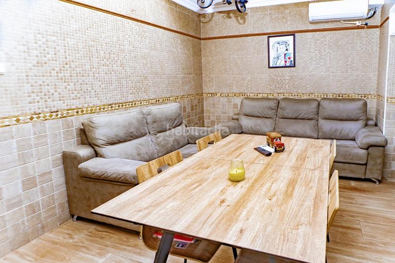 Foto b80441ed-43b4-4e08-8dfa-b2277fa4988d. Dúplex  de 4 dormitorios reformado en Las Cabañuelas Vícar